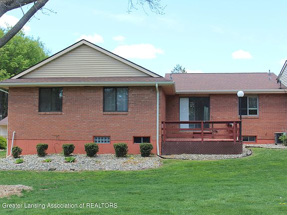 2nd image of 262 Bonnie Brook Dr #14