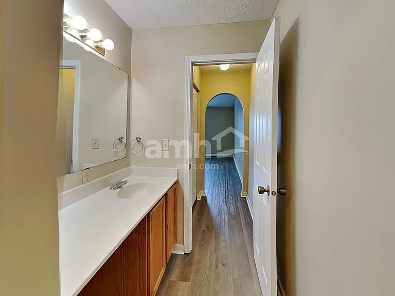 5691 Levi Kramer Blvd — Photo 9