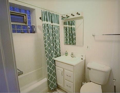 2nd image of 1842 W Waveland Ave #2