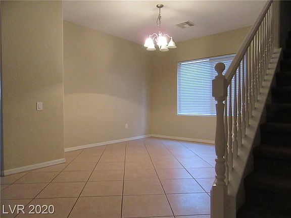 3rd image of 4121 Galapagos Ave