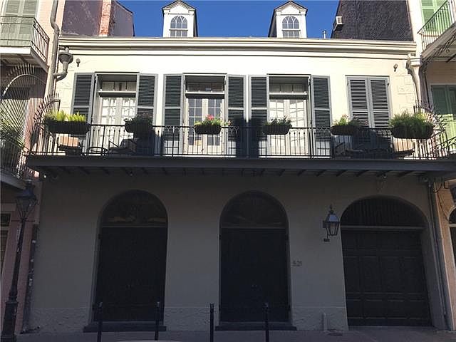 1st image of 521 Gov Nicholls St