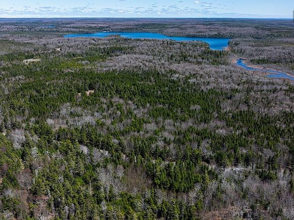 2nd image of Dufferin Mines Rd