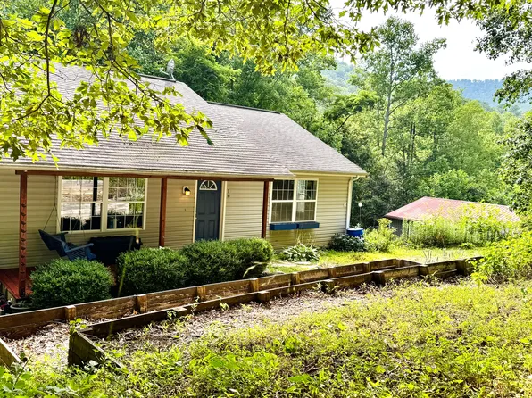 16 Frontier Ct, Asheville, NC 28805