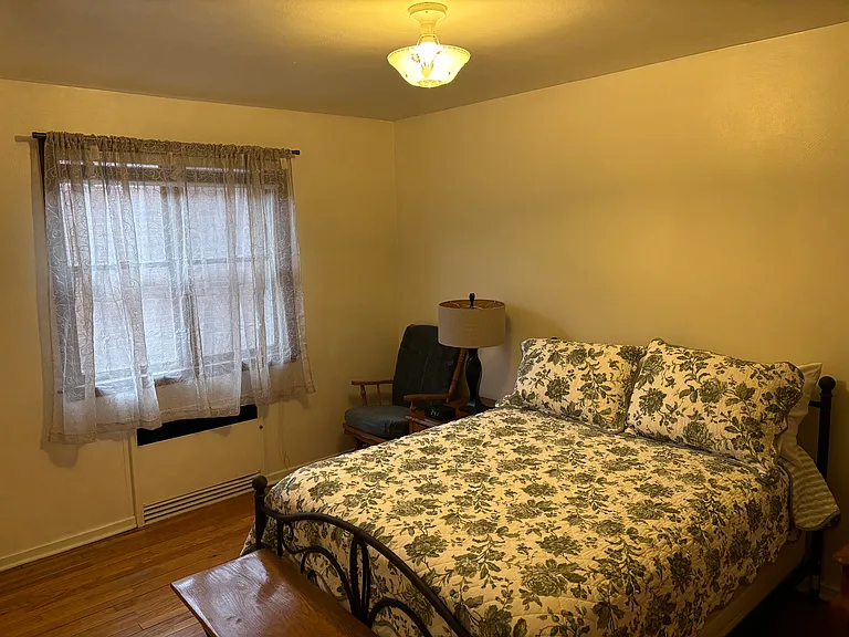 416 Washington Ave #7 — Photo 8