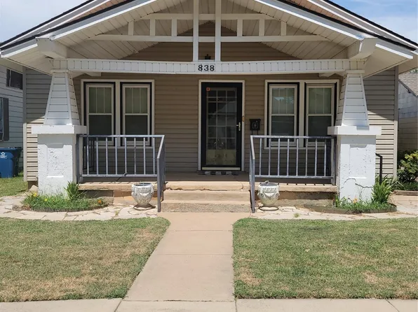 838 E 2nd St, Cushing, OK 74023