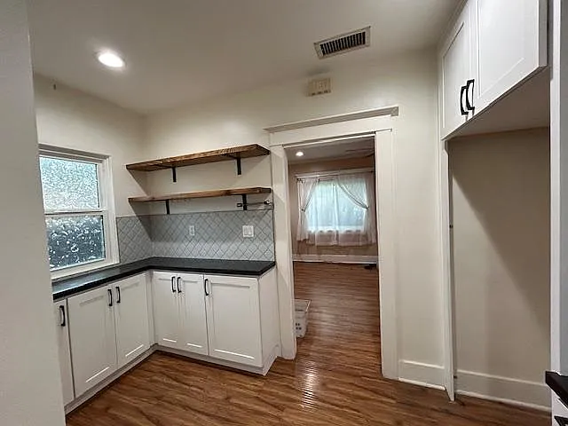 543 N Hagar St — Photo 6