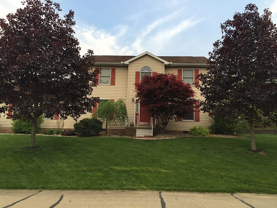 1st image of 10 Elmwood Drive