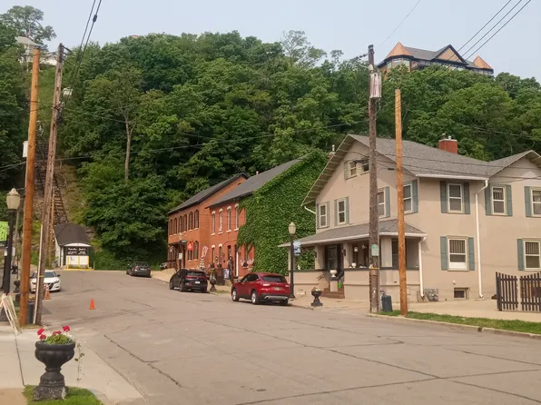 436 Bluff St, Dubuque, IA