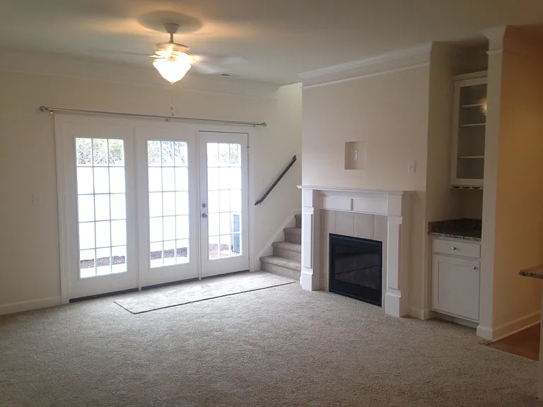 516 Abelia Way — Photo 7