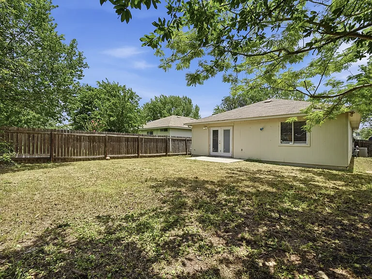 11412 Robert Wooding Dr — Photo 23