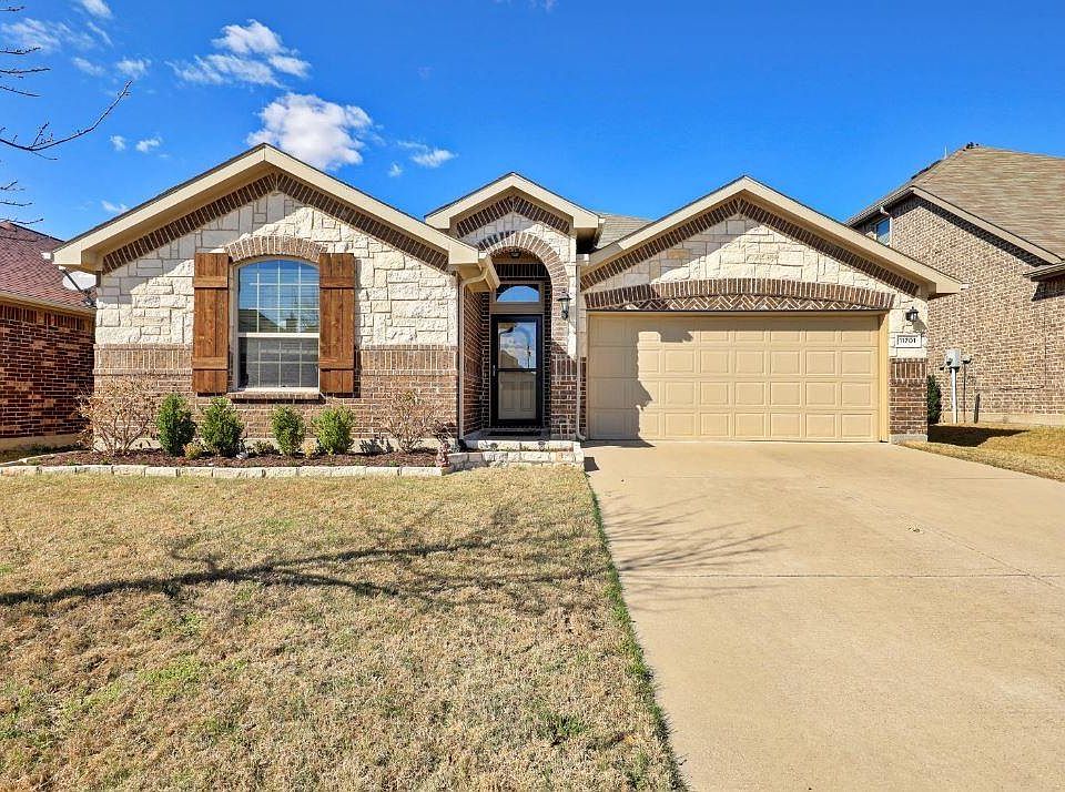 1st image of 11701 Summer Springs Dr