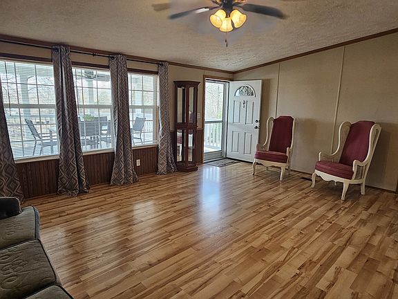 3rd image of 2877 Palzo Rd