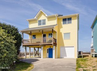 1711 E Fort Macon Rd, Atlantic Beach, NC 28512