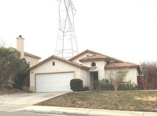 16516 Manchester St, Victorville, CA 92394