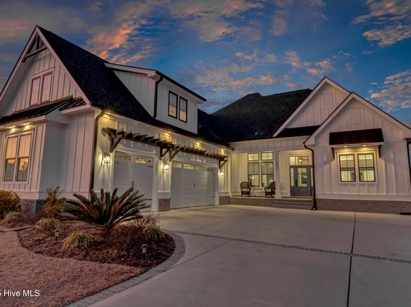 8934 Chesterfield Drive NW, Calabash, NC 28467