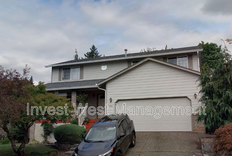 1st image of 3803 SE Sunrise Dr