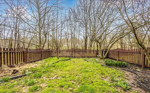 700 Oxford Square Dr Photo 1