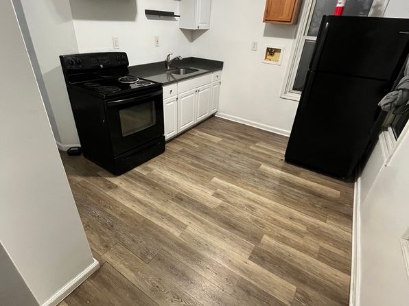 127 Margaret St #2