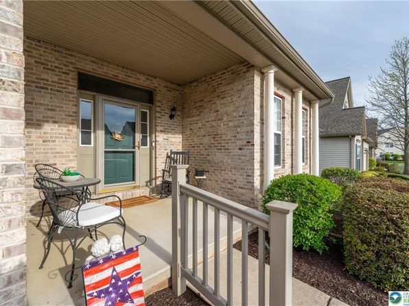 2927 Lifford Ln, Macungie, PA 18062