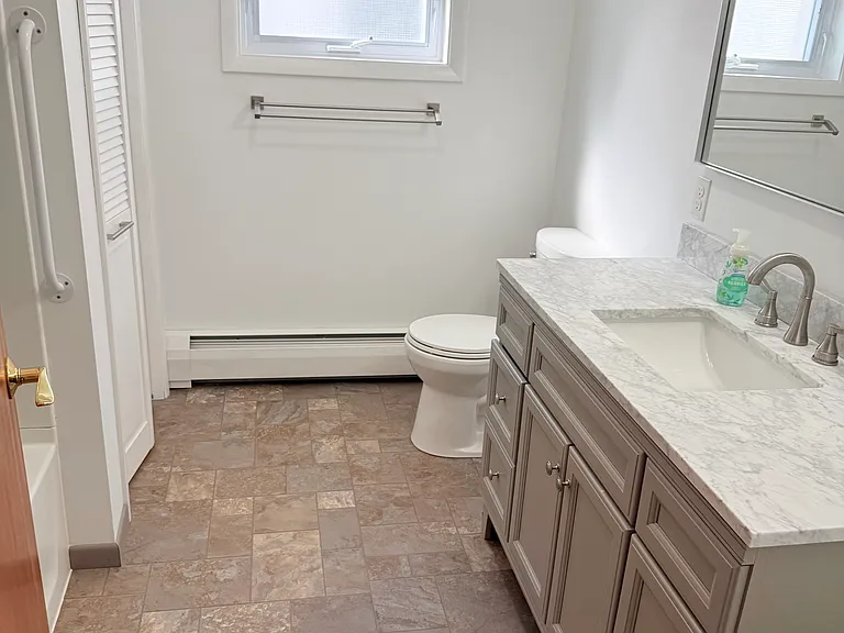 376 Miller St #376 — Photo 8