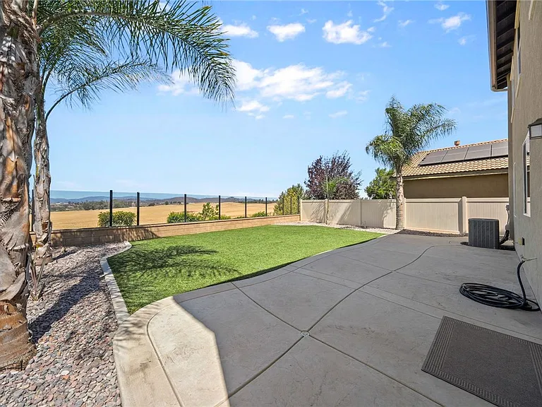 37749 Fiesta Flower St — Photo 41
