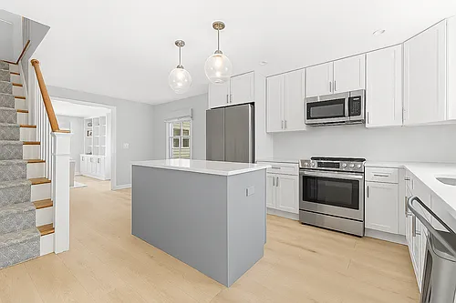 14 Cos Cob Ave Photo 1