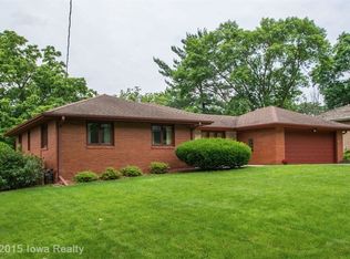 416 SW 42nd St, Des Moines, IA 50312