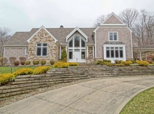 10920 Tibbetts Rd, Willoughby, OH 44094