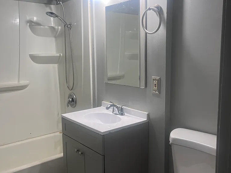 1610 W Onondaga St #1 — Photo 14