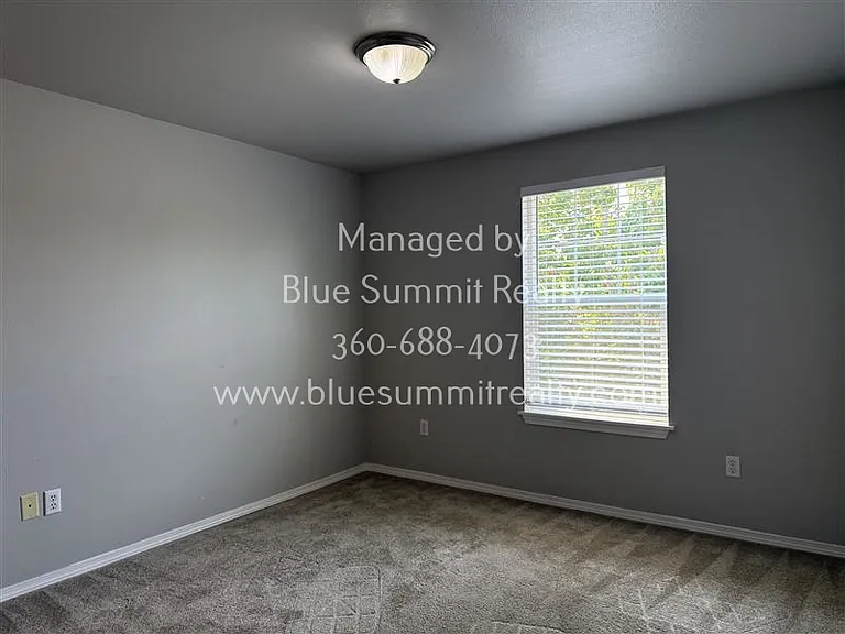 5220 Balustrade Blvd SE — Photo 8
