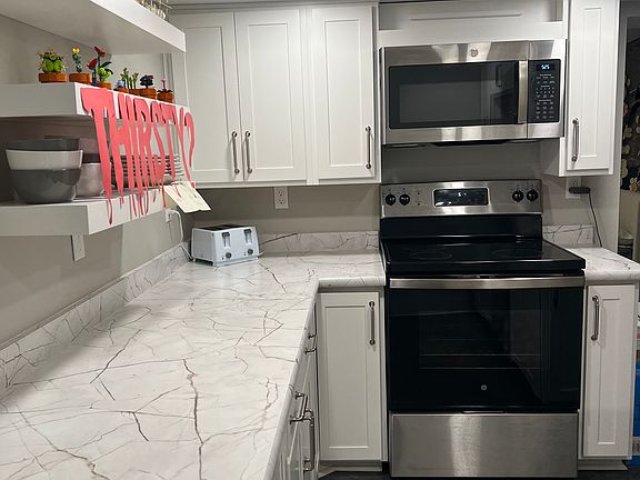 2nd image of 143 Kensington Rd