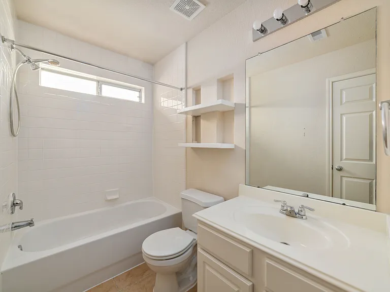 13907 Early Dew Ct — Photo 17