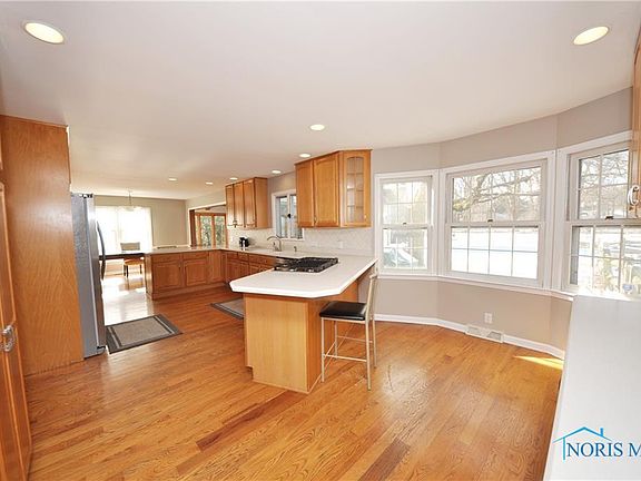5th image of 735 Kumler Dr
