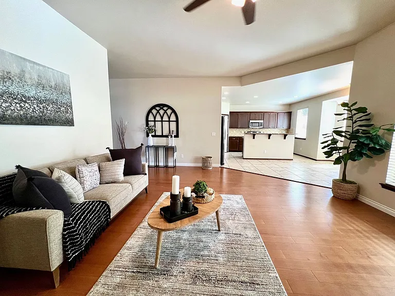 7704 W Washington Ave — Photo 34