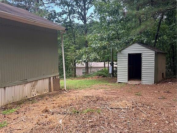 4th image of 296 Mountain View Cir