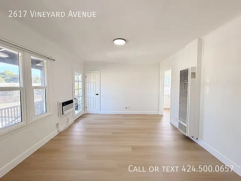 2617 Vineyard Ave — Photo 4
