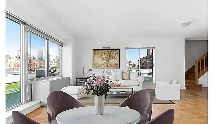 Rented by REAL New York | media 3