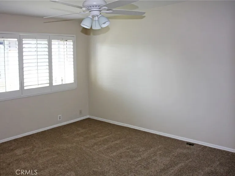 9746 Monte Carlo Cir — Photo 16