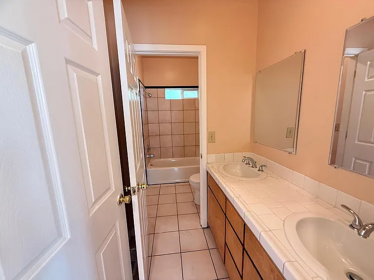 8027 Ney Ave — Photo 13