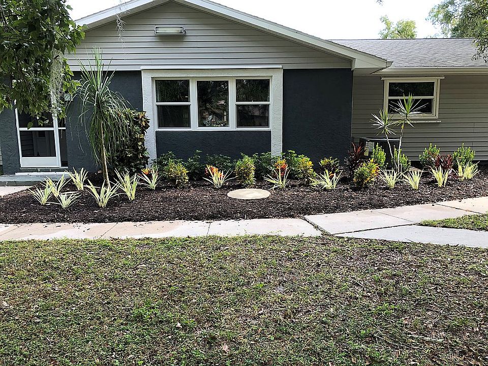 2nd image of 3755 Aberdeen Dr