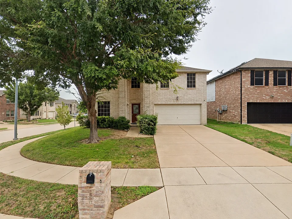 7429 Sienna Ridge Ln