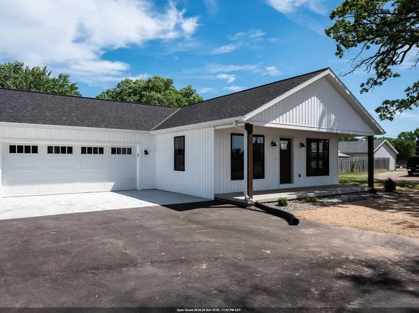 W5311 E Pioneer Rd, Fond Du Lac, WI 54935