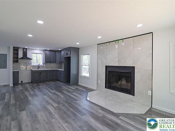 5th image of 1080 Westside Dr