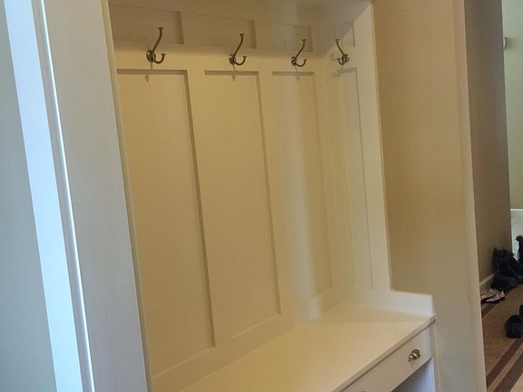 3rd image of 46 Aspen Springs Dr