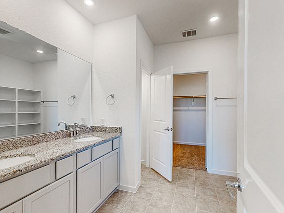 4th image of 21810 Redwood Bluff Trl