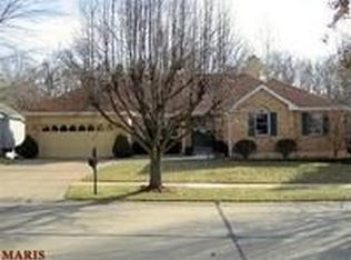 42 Moselle Ct, Florissant, MO 63031