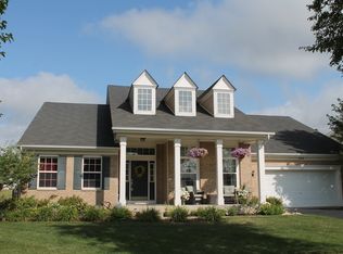 324 Red Rock Ln, Elgin, IL 60124