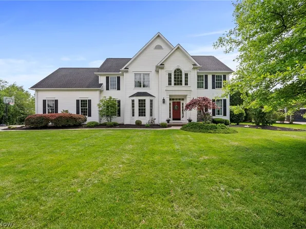 20 Tanager Dr, Hudson, OH 44236