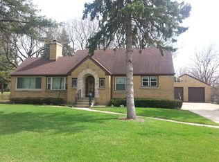 518 Barrington Ave, Dundee, IL 60118