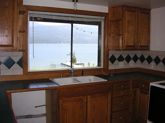 4th image of 805 S Liberty Dr